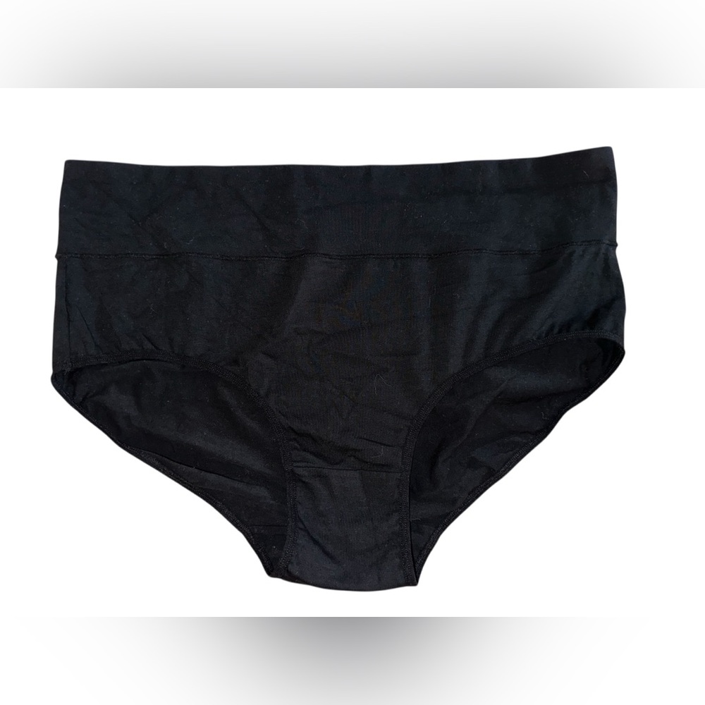 Women’s molasus panties